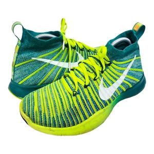 NIKE Free Train Force Flyknit Training Sneakers